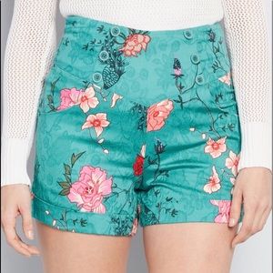 Pleasant Intent high-waisted shorts - price firm!